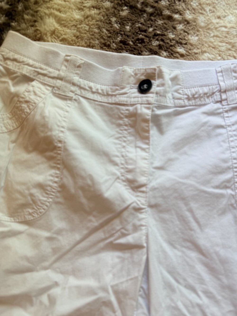 Size 1 M Chicos White Cargo Capri Pants Adjustable Hem Crop Pants - Picture 3 of 6